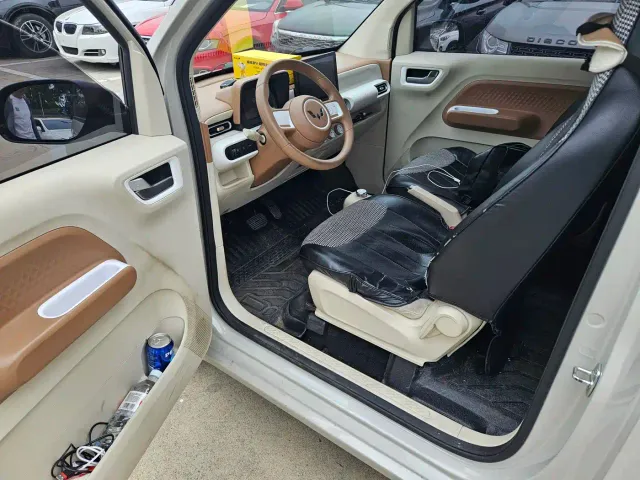 Wuling Hongguang Mini EV — Фото автомобиля 4