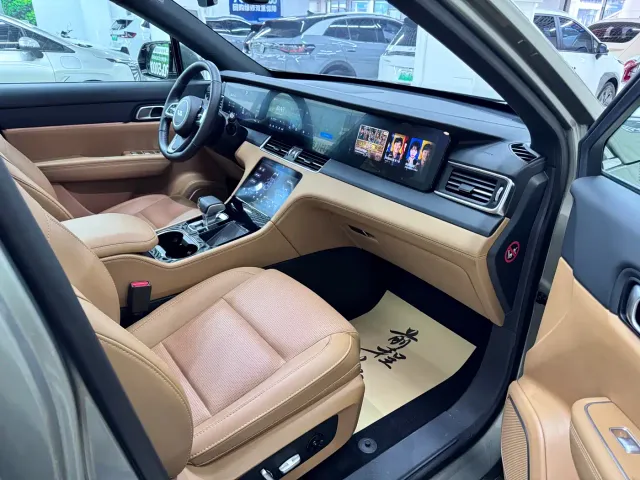 Li Auto ONE — Фото автомобиля 8