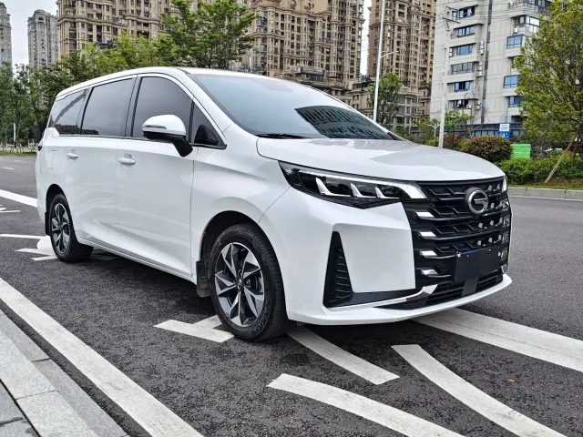GAC Trumpchi M6 — Фото автомобиля 3