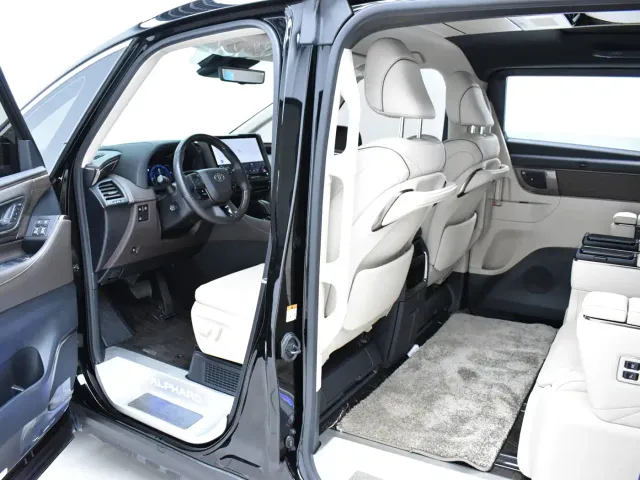 Toyota Alphard — Фото автомобиля 20