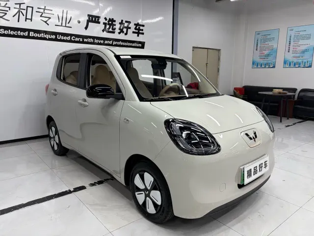 Wuling Motors Hongguang MINIEV 2025 4-Door Advanced — Фото автомобиля 3
