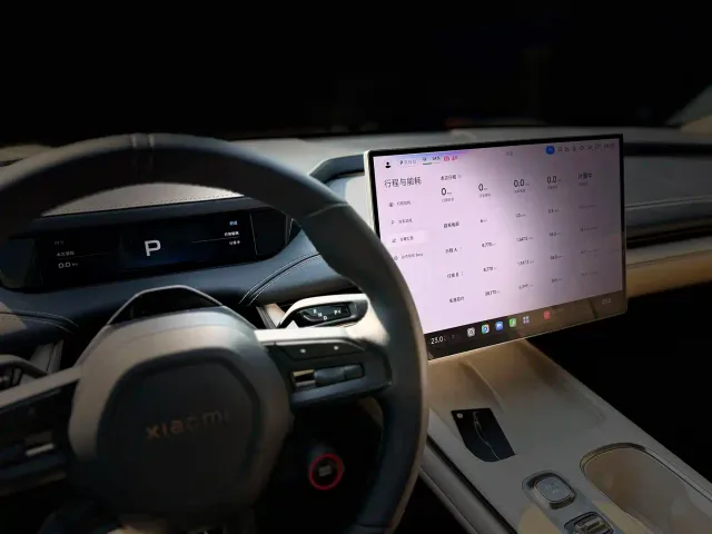 Xiaomi SU7 — Фото автомобиля 11