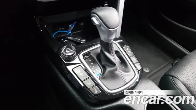 Kia Seltos — Фото автомобиля 12
