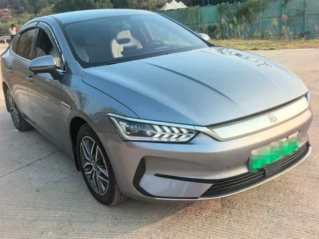BYD Qin PLUS — Фото автомобиля 3