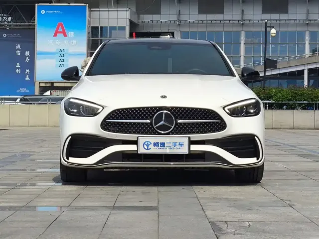 Mercedes-Benz C-Class — Фото автомобиля 2