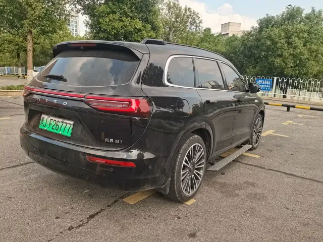 Aito M7 — Фото автомобиля 9