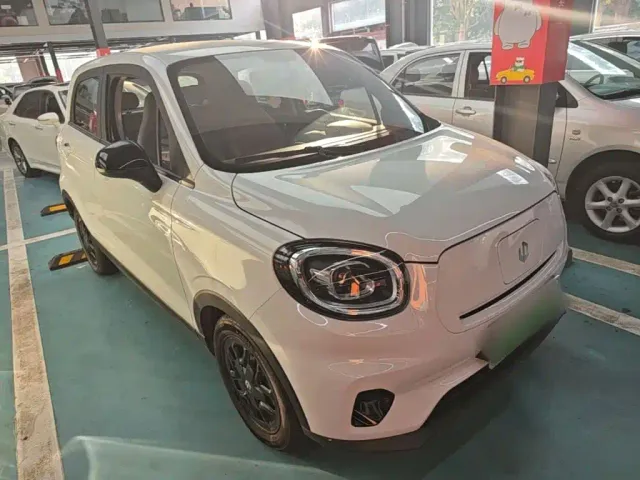 Leapmotor T03 — Фото автомобиля 3
