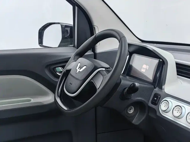 Wuling Hongguang Mini EV — Фото автомобиля 22