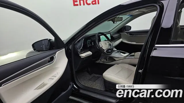 Hyundai Grandeur Grandeur (New) Hybrid — Фото автомобиля 10