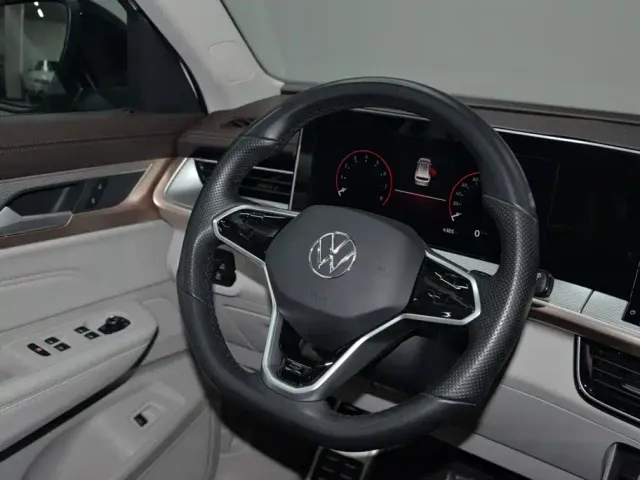 Volkswagen Talagon — Фото автомобиля 16