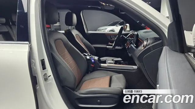 Mercedes-Benz EQB X243 — Фото автомобиля 15