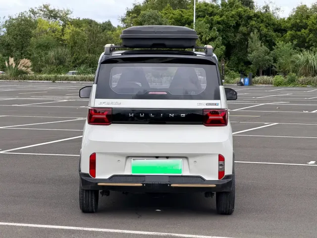 Wuling Hongguang Mini EV — Фото автомобиля 5