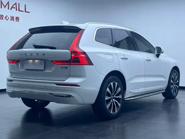 Volvo XC60 — Фото автомобиля 20
