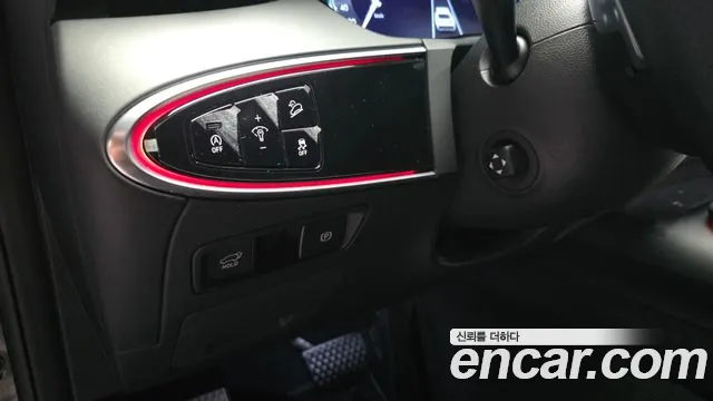 Genesis GV70 2.5T Бензин AWD — Фото автомобиля 15