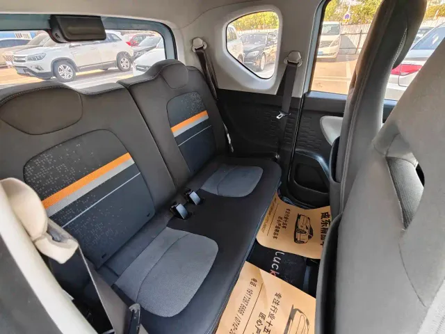 Wuling Hongguang Mini EV — Фото автомобиля 9