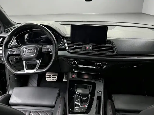 Audi Q5L Sportback — Фото автомобиля 6