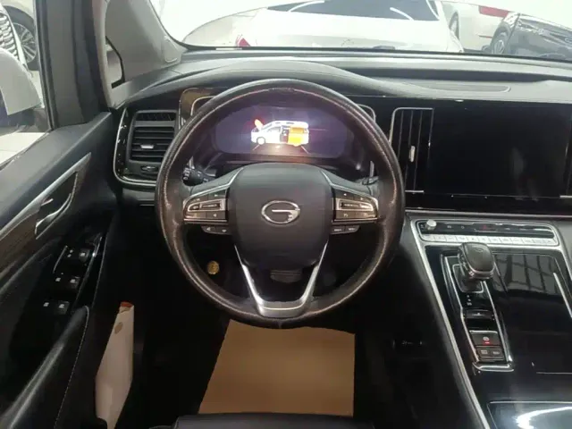 GAC Trumpchi M8 — Фото автомобиля 10