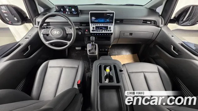 Hyundai Staria — Фото автомобиля 10