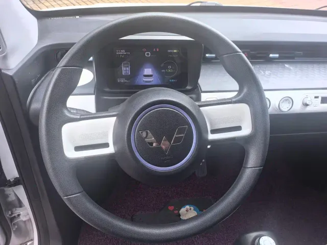 Wuling Hongguang Mini EV — Фото автомобиля 11