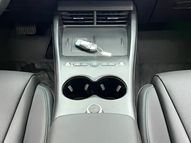 BYD Seal 06 — Фото автомобиля 25
