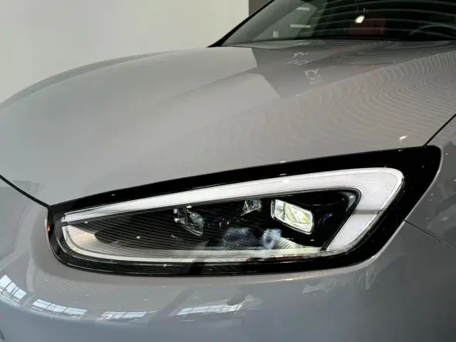 Aito M5 — Фото автомобиля 14
