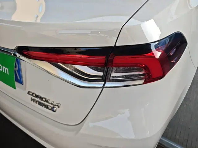 Toyota Corolla — Фото автомобиля 7
