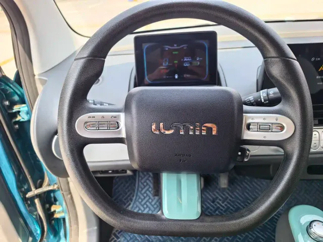 Changan Lumin — Фото автомобиля 13
