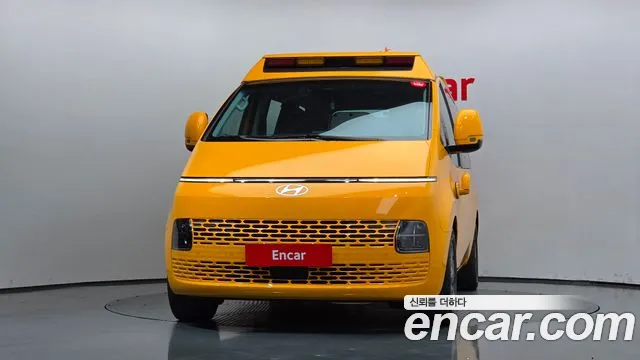Hyundai Staria — Фото автомобиля 3