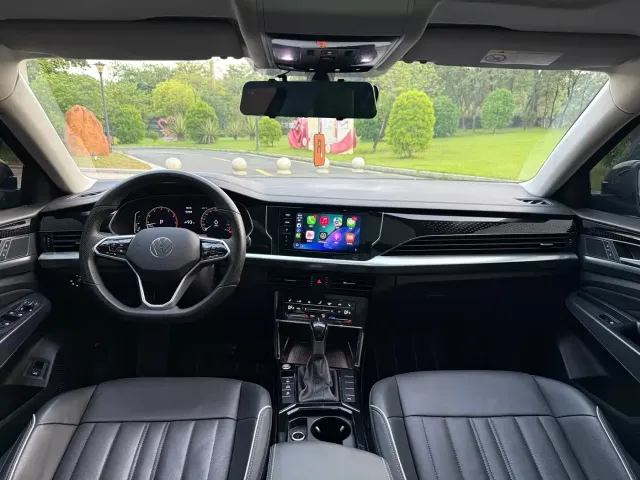 Volkswagen Passat — Фото автомобиля 7