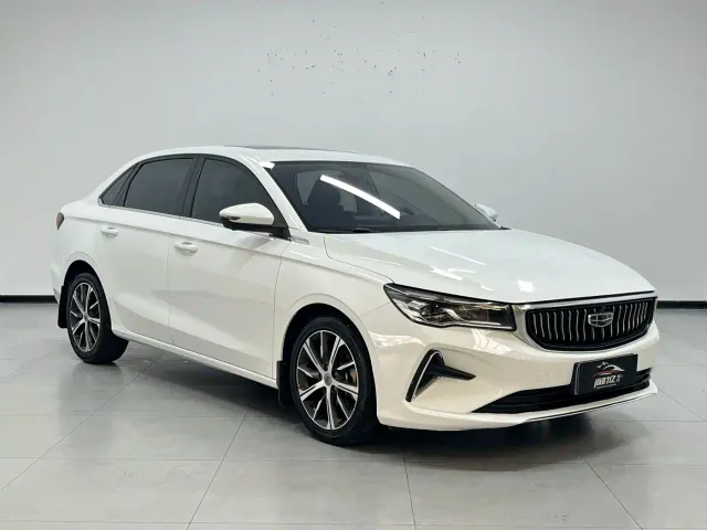 Geely Emgrand 2022 4th Generation 1.5L CVT Premium — Фото автомобиля 3