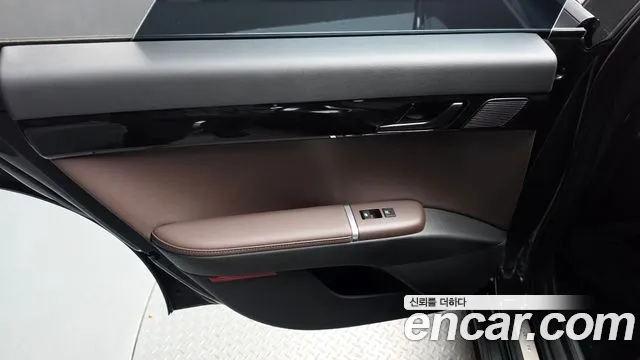 Hyundai Grandeur GN7 — Фото автомобиля 14