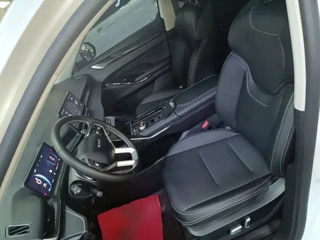 Haval H6 — Фото автомобиля 14