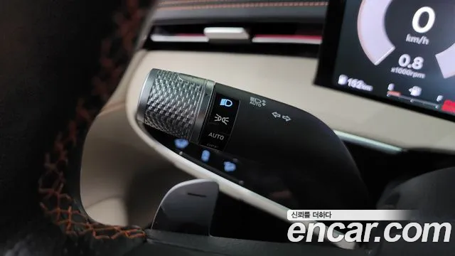 Genesis GV70 — Фото автомобиля 29