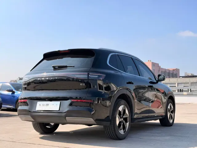 Geely Galaxy E5 — Фото автомобиля 4