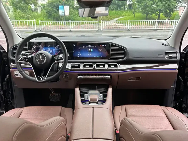 Mercedes-Benz GLE-Class — Фото автомобиля 14