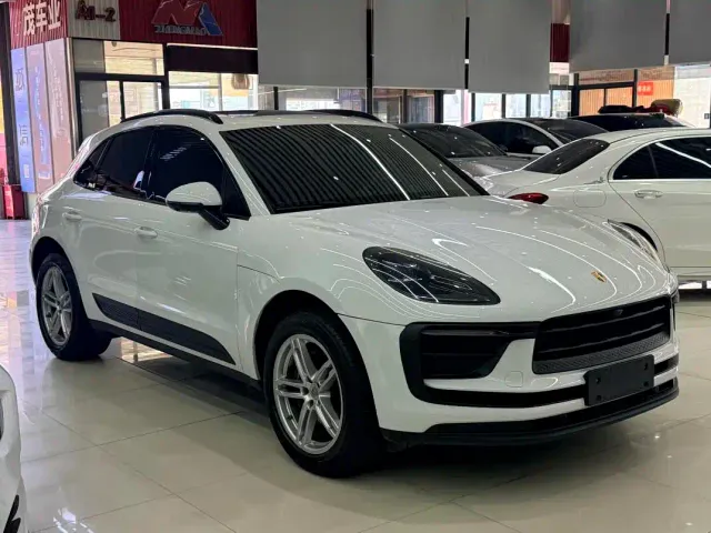 Porsche Macan — Фото автомобиля 3