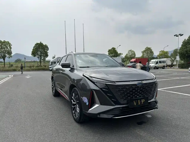 Changan Z6 — Фото автомобиля 3