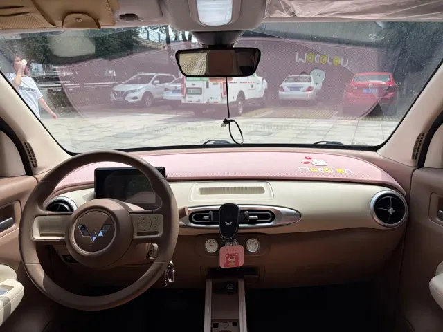 Wuling Hongguang Mini EV — Фото автомобиля 8