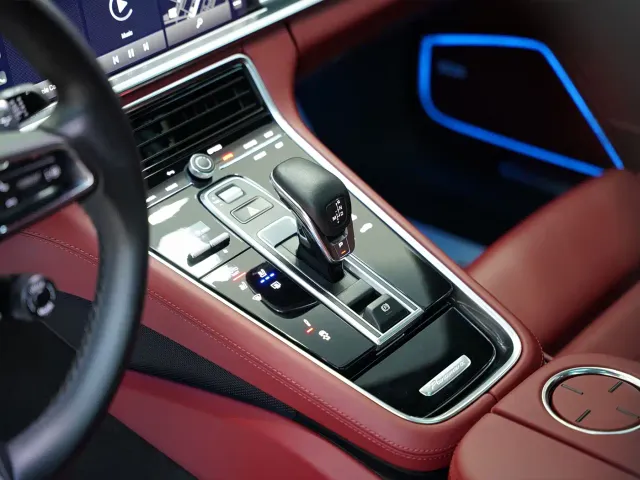 Porsche Panamera — Фото автомобиля 17