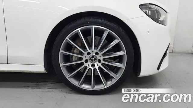 Mercedes-Benz E-Class W213 — Фото автомобиля 5