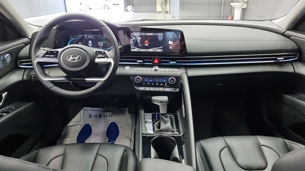 Hyundai Avante CN7 — Фото автомобиля 7