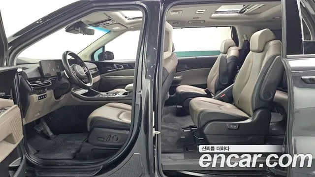 Kia Carnival Generation 4 — Фото автомобиля 17