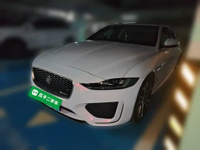 Фотография автомобиля — Jaguar XEL