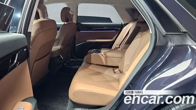 Hyundai Grandeur Grandeur (GN7) 2.5 Бензин 2WD — Фото автомобиля 11