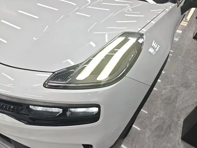 Lynk & Co 06 — Фото автомобиля 23