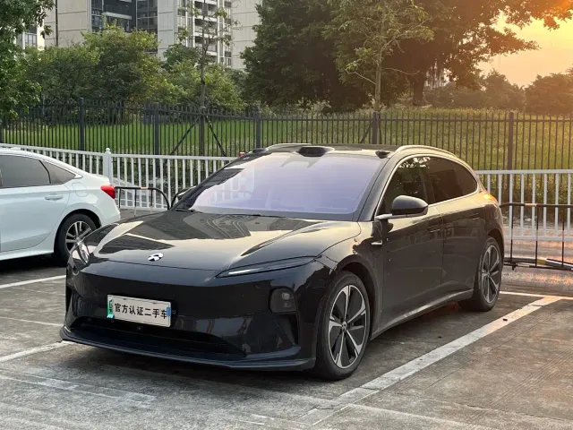 Фотография автомобиля — Nio ET5 Touring