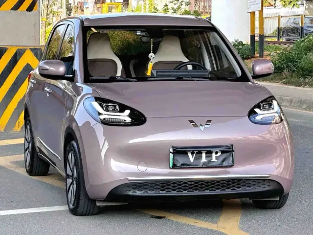 Wuling Bingo — Фото автомобиля 3