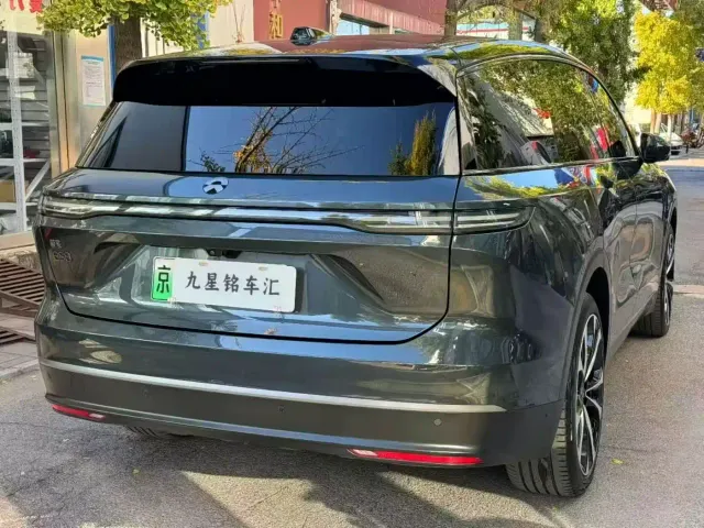 Nio ES8 — Фото автомобиля 3