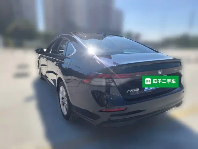 Honda Accord — Фото автомобиля 4