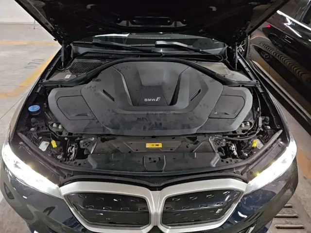 BMW i3 — Фото автомобиля 19